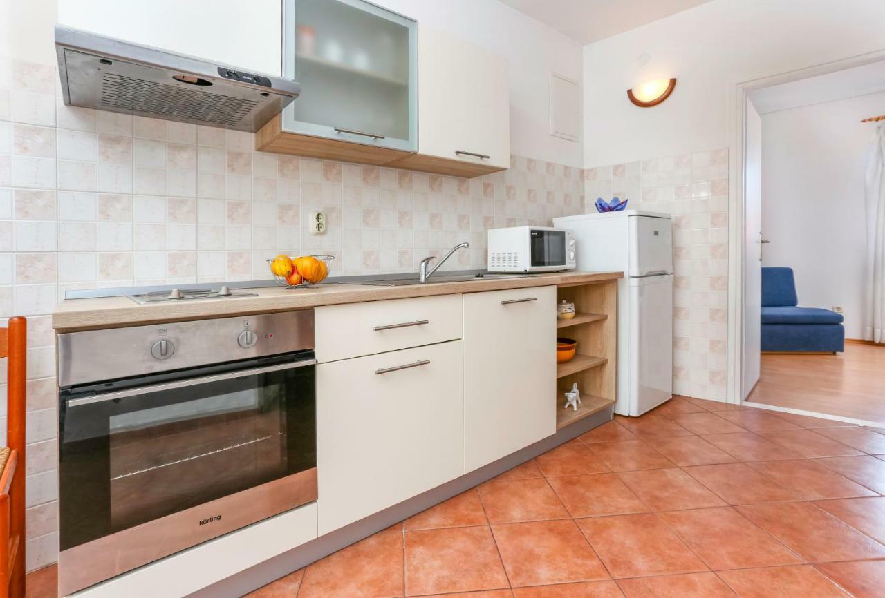 Apartment Pina Hvar *
